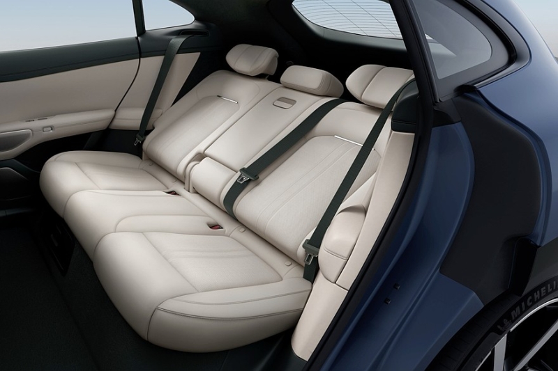 Xiaomi YU7 полностью рассекречен: внешность под Ferrari Purosangue и три варианта техники