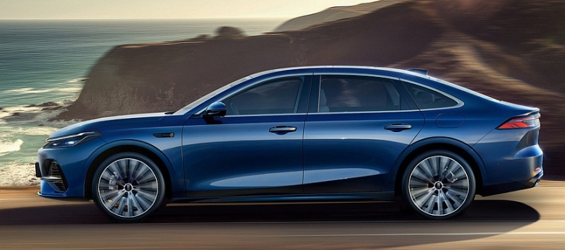 Большой седан Geely Galaxy A7 показался на новых официальных фото