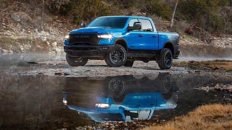 Большому пикапу Ram 1500 вернули 400-сильный двигатель Hemi V8