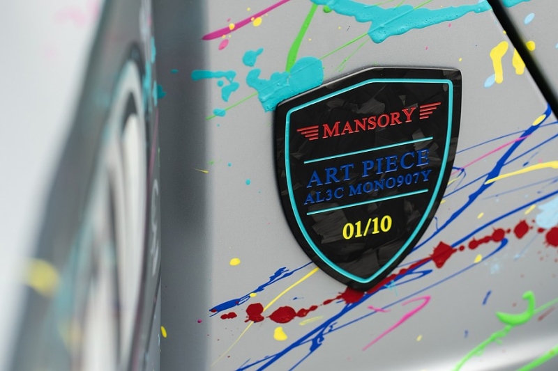 Брызги, усы и доллары: Mansory опять «порезала» G-класс и раскрасила его в стиле поп-арт