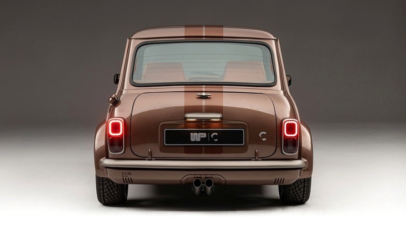 Бывший шеф-дизайнер Jaguar сделал крутой рестомод на базе классического Mini