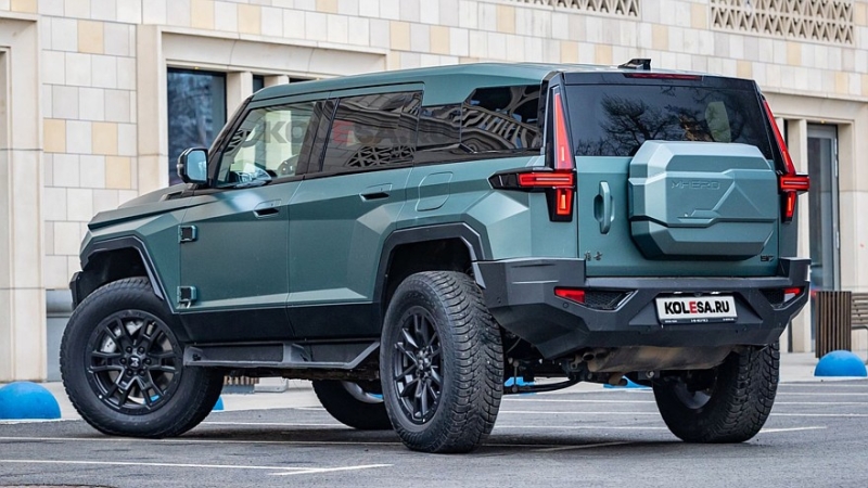 День ног: как выглядел бы M-HERO I с пропорциональными колёсами