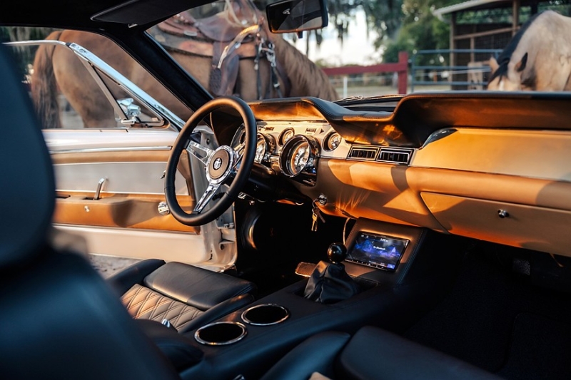 Ford Mustang &lsquo;67 Ghost от ECD Automotive Design: классический рестомод с мотором Roush V8