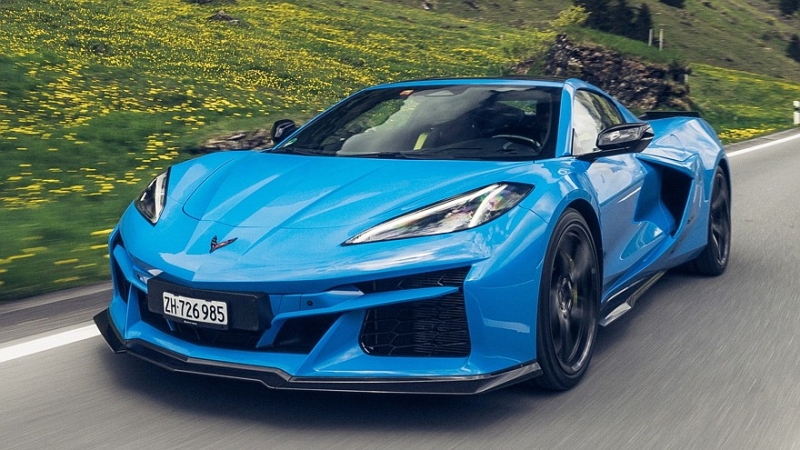 Гибридный Chevrolet Corvette E-Ray добрался до Европы в слегка ослабленном виде