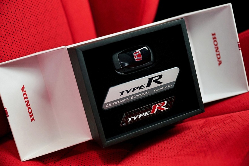 Honda Civic Type R прощается с Европой спецверсией Ultimate Edition