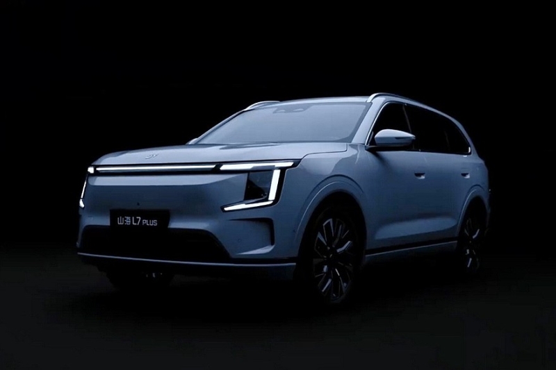 К дебюту готовится кроссовер Jetour X70L: фото без камуфляжа