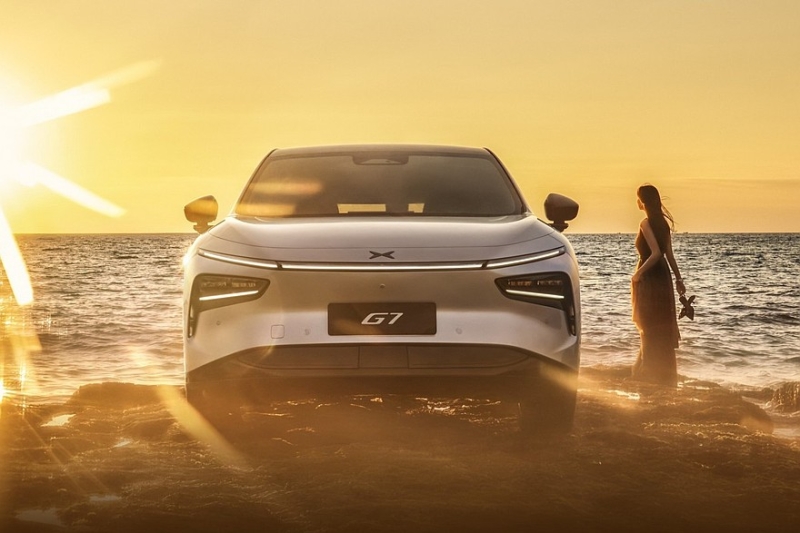 Кроссовер Xpeng G7 стал доступен к заказу: богатое оснащение, дешевле Tesla Model Y