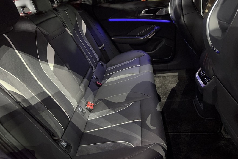 Лифтбек Hongqi H6 добрался до российского рынка в двух версиях, цены известны