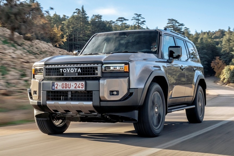 Лучше тянет, меньше дымит: Toyota Land Cruiser Prado стал мягким гибридом в Европе