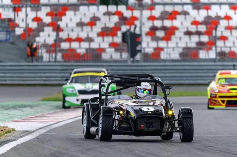 Московское ретро: на Moscow Raceway состоялся этап Classic Touring