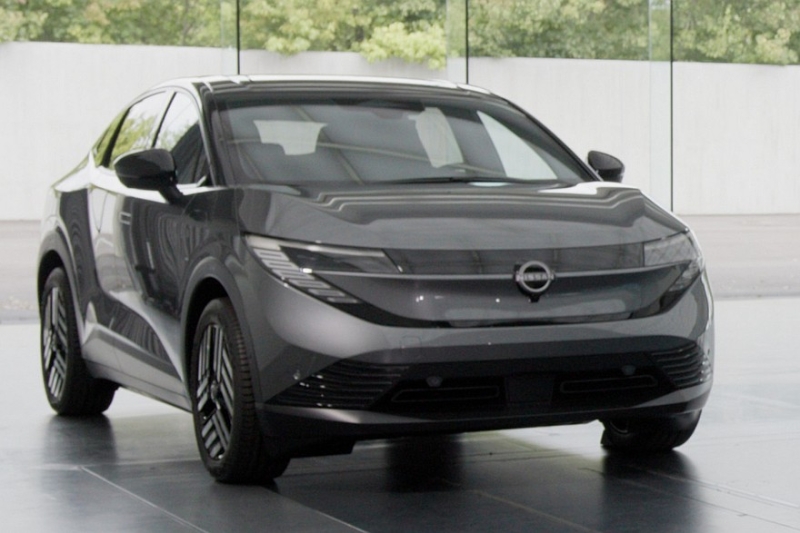 Nissan Leaf в виде кроссовера: новые кадры и подробности