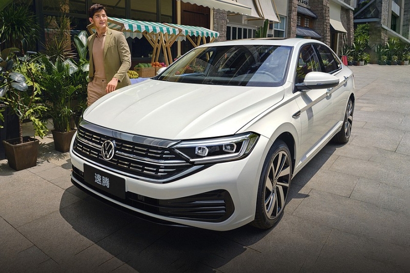 Новый Volkswagen Sagitar готовится к премьере: аналог VW Jetta показался на официальных фото