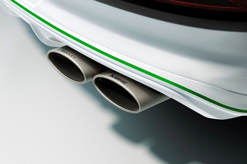 Обновлённый Bentley Bentayga Speed: минус 4 цилиндра, плюс 15 л.с. и дрифт-режим