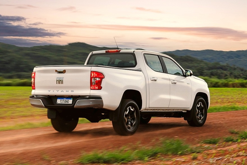 Обновлённый Fiat Titano: более мощный дизель, 8-ступенчатая АКП и подорожание