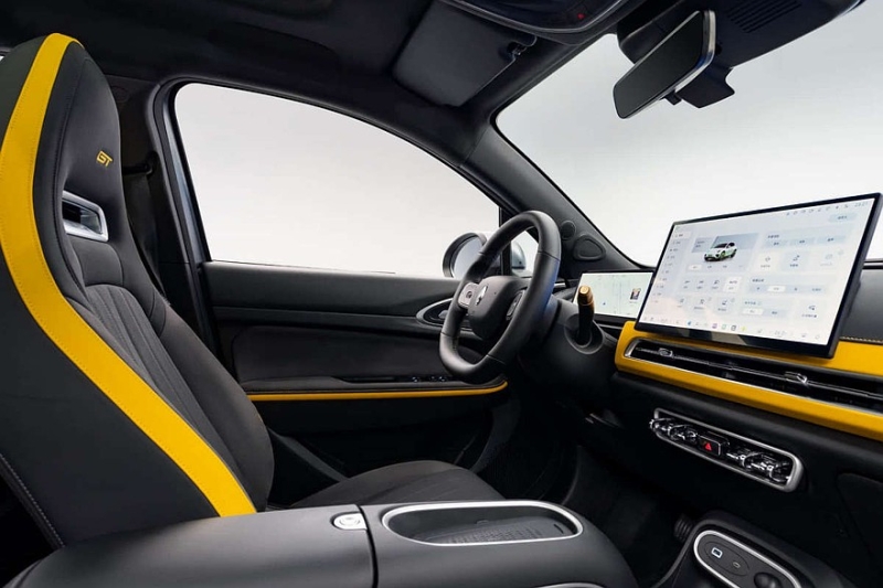 Обновлённый компакт Ora 03: версий стало меньше, но &laquo;подогретый&raquo; вариант GT оставили