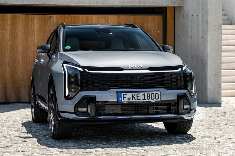 Обновлённый короткий Kia Sportage представлен официально