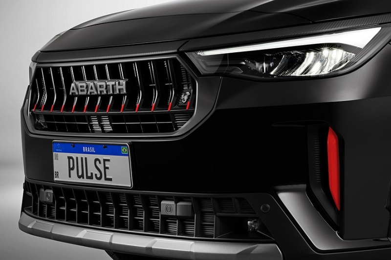 Обновлённый кроссовер Fiat Pulse: теперь и &laquo;горячая&raquo; версия от Abarth