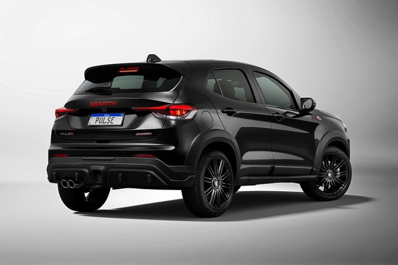 Обновлённый кроссовер Fiat Pulse: теперь и &laquo;горячая&raquo; версия от Abarth