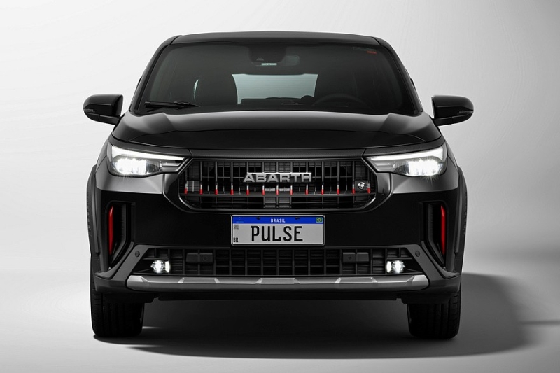 Обновлённый кроссовер Fiat Pulse: теперь и &laquo;горячая&raquo; версия от Abarth