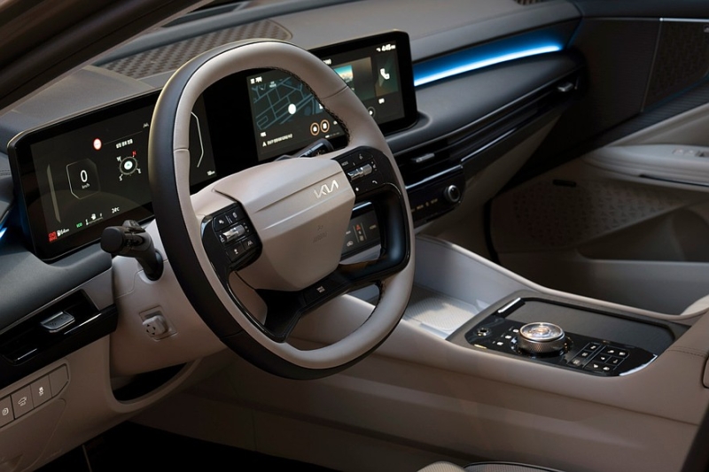 Обновлённый седан Kia K8 скоро стартует в Казахстане: теперь с полным приводом