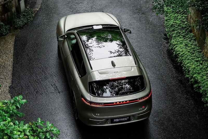 Обновлённый Voyah Free доступен к заказу: чуть дороже, но, вероятно, временно