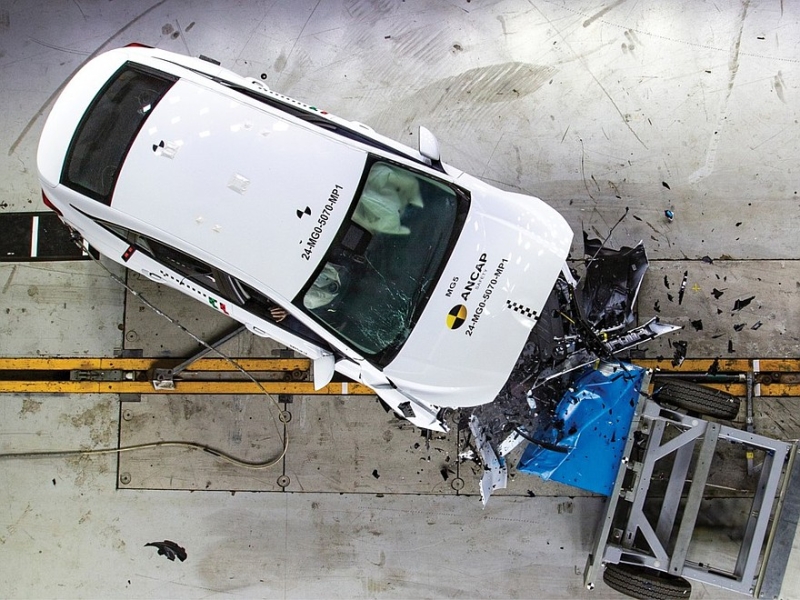 Провальный MG 5 в повторных краш-тестах ANCAP натянули на три звезды (было ноль)