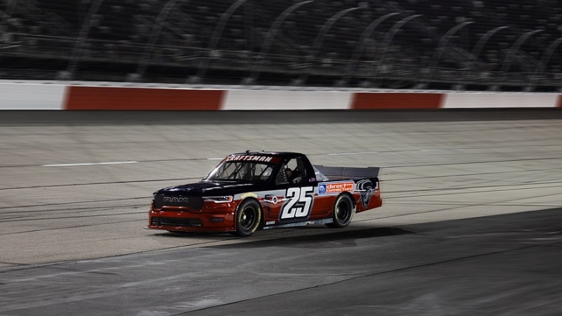 Ram вернулся в автоспорт и подготовил гоночный концепт своего пикапа 1500