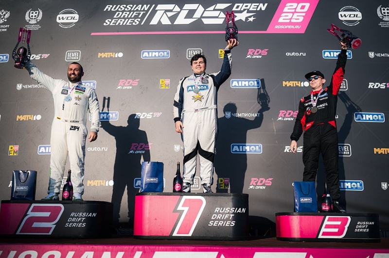 Рекорд в 100 баллов и новые имена: завершён третий этап чемпионата по дрифту RDS Open