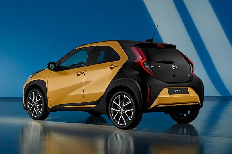 Рестайлинг принёс Toyota Aygo X новую начинку и &laquo;подогретую&raquo; версию GR Sport