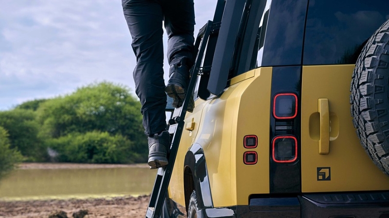 Trophy без Camel: суровые люди опять поедут в Африку на спецверсиях Defender