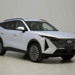 Кроссовер Omoda C7, который недавно стартовал в РФ, превратился в новый Chery Tiggo 7 Plus