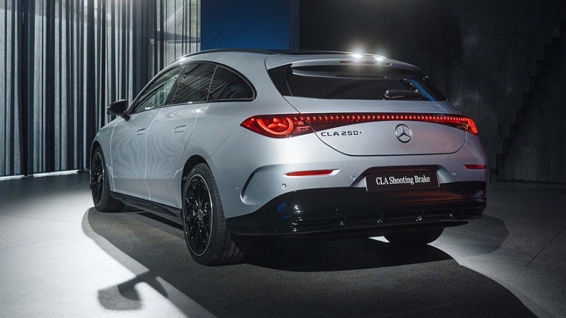 Mercedes-Benz CLA нового поколения: теперь и подросший в габаритах универсал