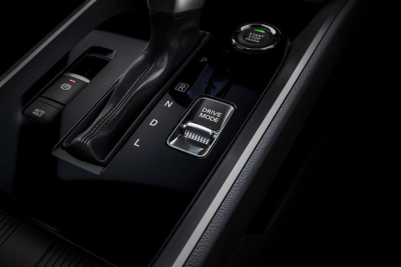 Новый кроссовер Mitsubishi Destinator доступен к заказу: в базе &ndash; дешевле младшего Xforce