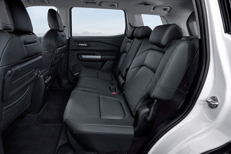 Новый кроссовер Mitsubishi Destinator доступен к заказу: в базе &ndash; дешевле младшего Xforce