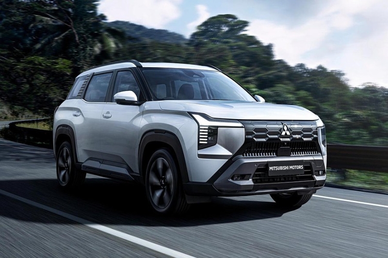 Новый кроссовер Mitsubishi Destinator доступен к заказу: в базе &ndash; дешевле младшего Xforce