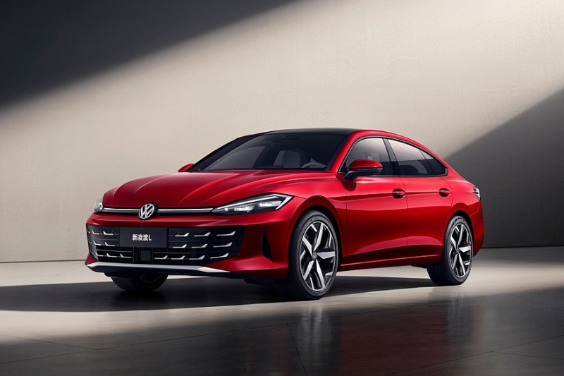 Обновлённый лифтбек Volkswagen Lamando L: раздельные экраны, более мощный мотор и GTS-версия