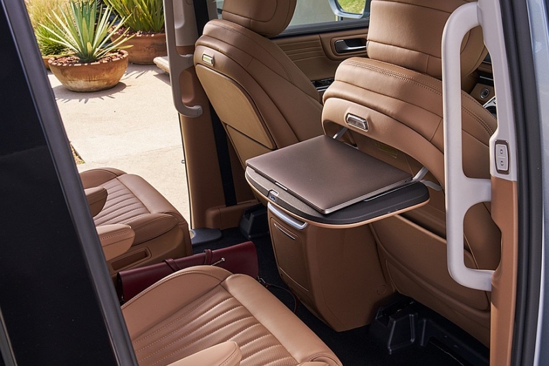 Представлен экспортный минивэн JAC Traveler. В России он появится под маркой Sollers