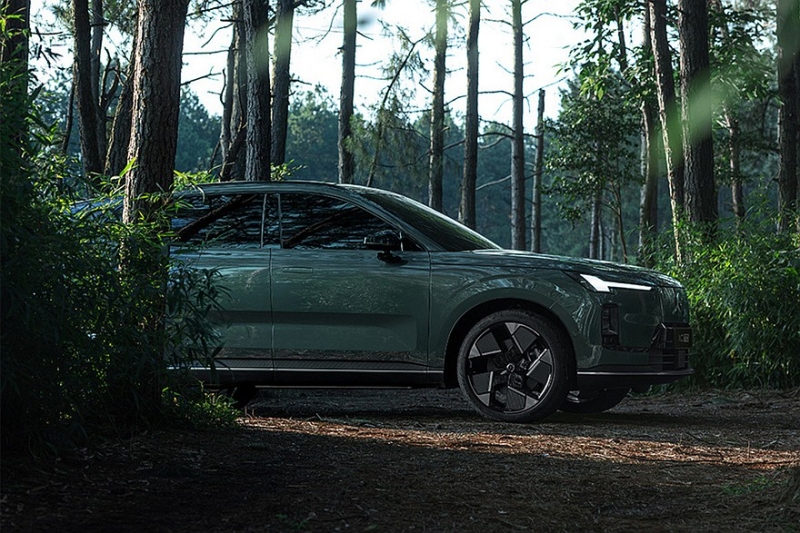 Volvo XC70 в виде кроссовера готовится к выходу на рынок: новые официальные фото