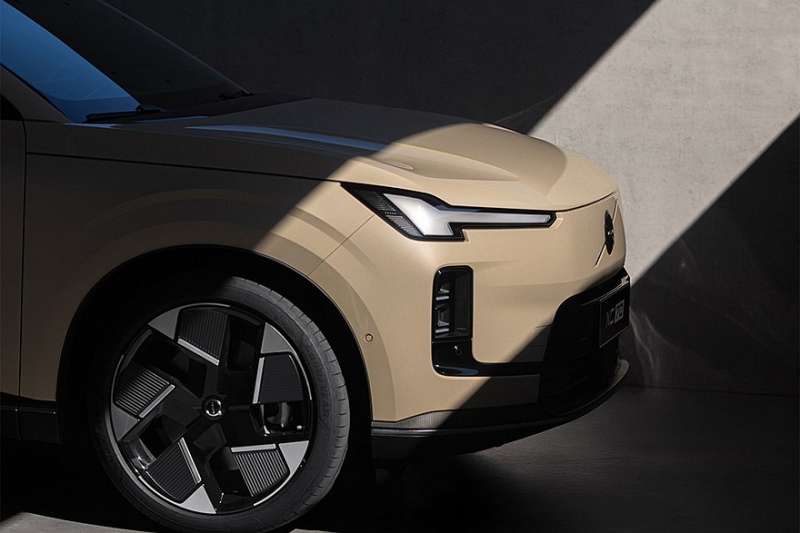 Volvo XC70 в виде кроссовера готовится к выходу на рынок: новые официальные фото