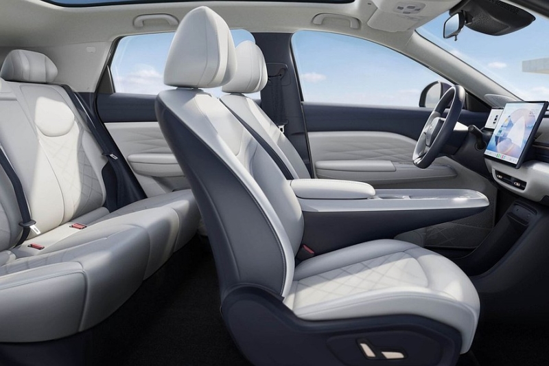 Arcfox T1 от BAIC попробует переманить покупателей у компактов BYD и Geely