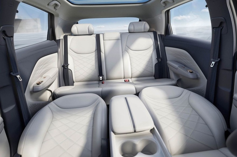 Arcfox T1 от BAIC попробует переманить покупателей у компактов BYD и Geely