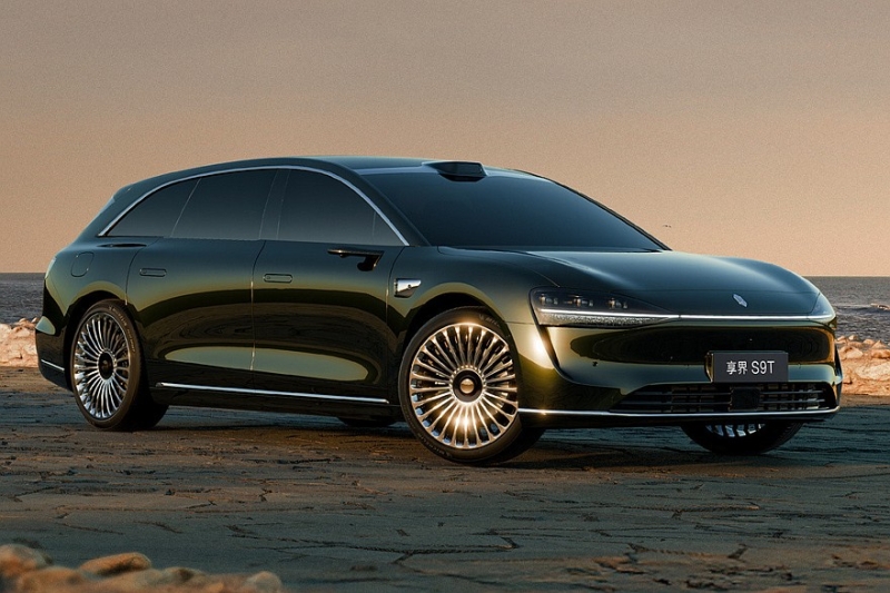 Большой универсал Stelato S9T от Huawei и BAIC: показан интерьер