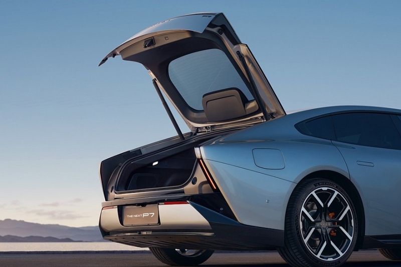 Эффектный лифтбек Xpeng P7 вызвал ажиотажный спрос после премьеры