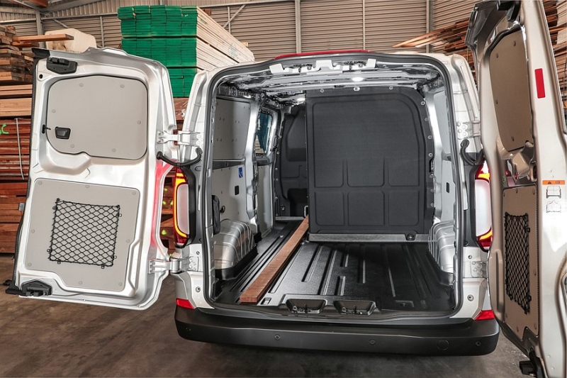 Фургон Volkswagen Transporter обзавёлся несколькими новыми версиями, цены известны