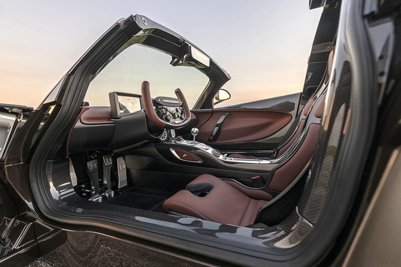 Hennessey Venom F5 Revolution LF: форсированный до 2059 л.с. V8, МКП и задний привод