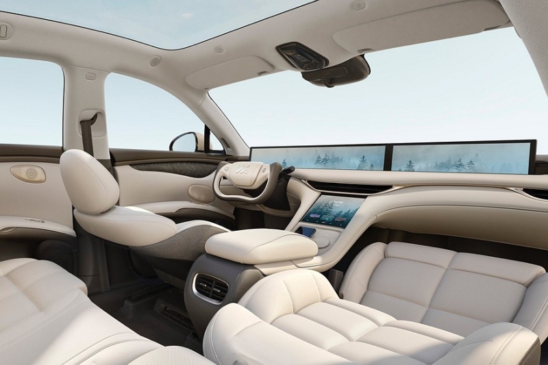 Кроссовер IM LS6 от SAIC в новом поколении получил ещё более необычный интерьер