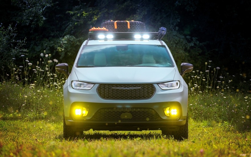 Минивэн Chrysler Pacifica прикинулся внедорожником: версия Grizzly Peak для турпоходов