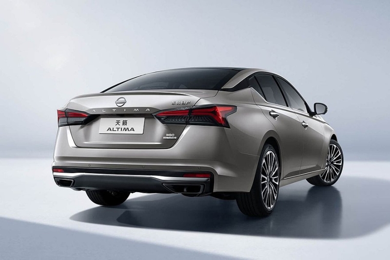 Nissan Teana вернётся в новом стиле, компанию ей составит седан Nissan N6