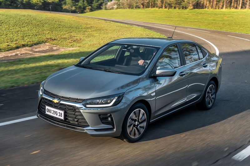 Обновлённый Chevrolet Onix: &laquo;живые&raquo; фото, подешевевшая база и другие уточнения