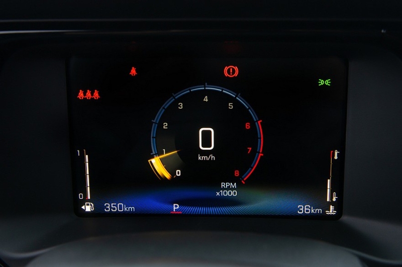 Обновлённый Chevrolet Onix: &laquo;живые&raquo; фото, подешевевшая база и другие уточнения